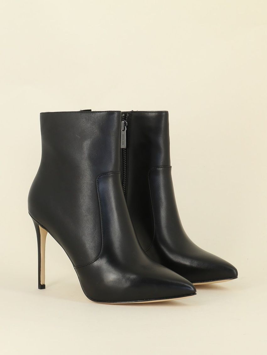 RUE STILETTO BOOTIE